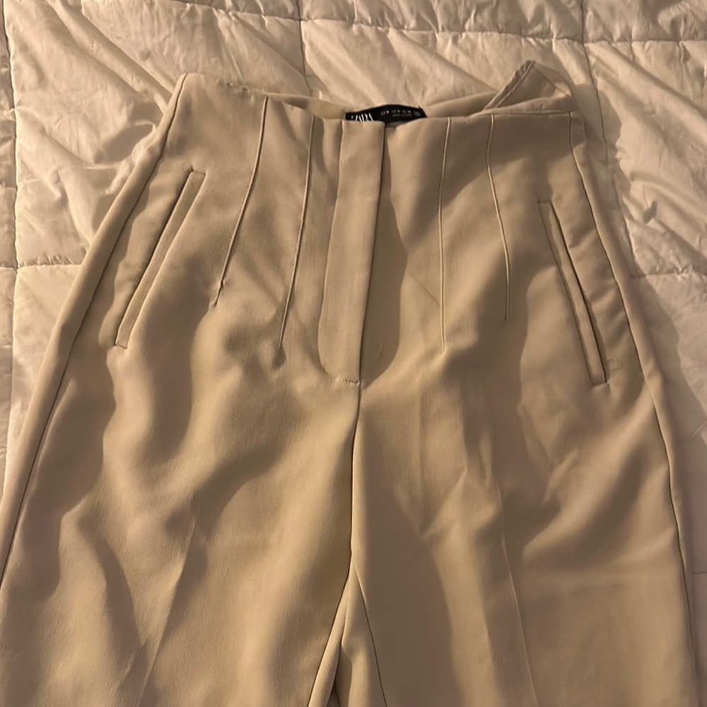 Zara Cream Tailored Trousers with Pleats
